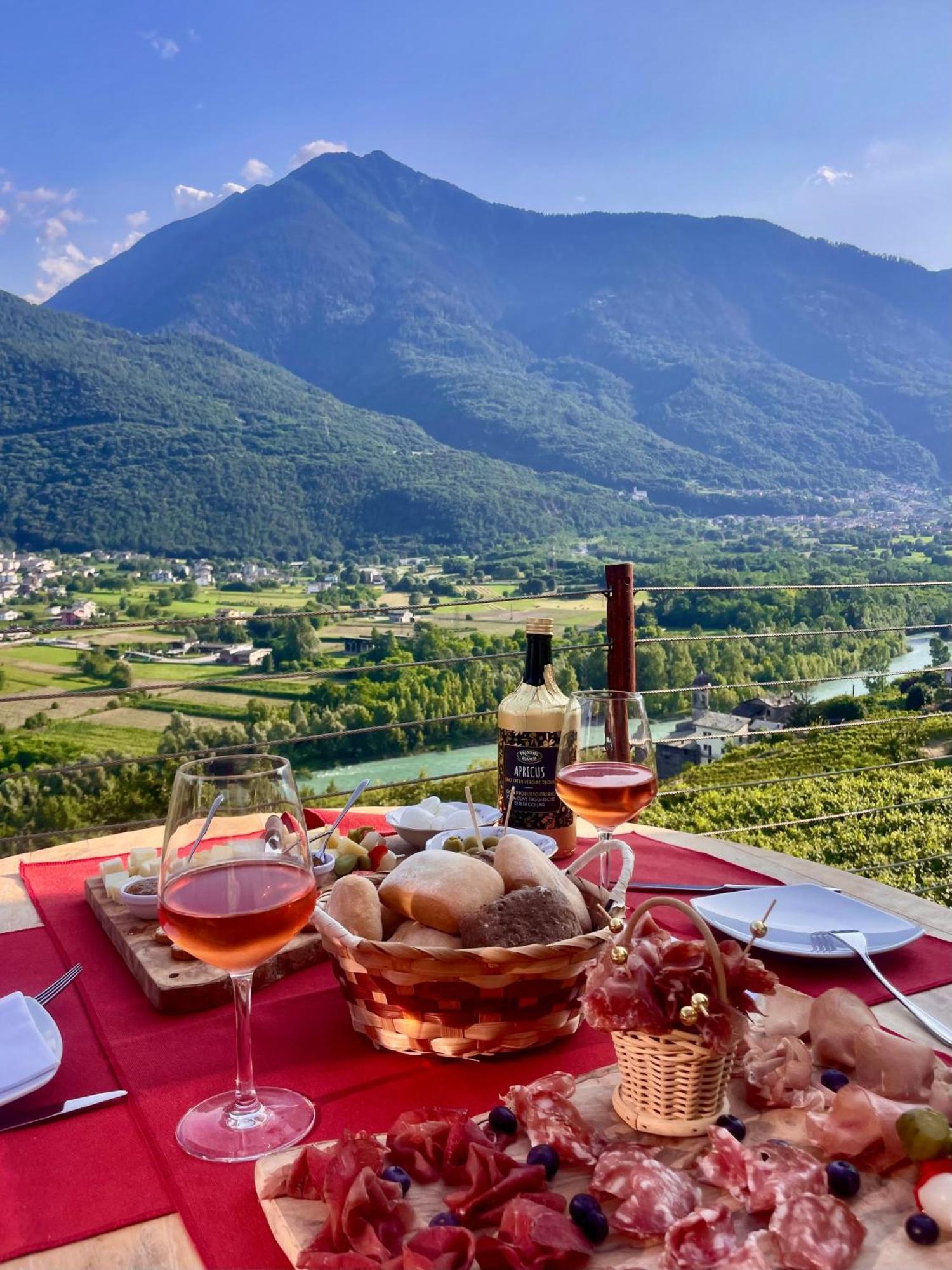 Ca' Barroni Agriresort Sondrio Bagian luar foto
